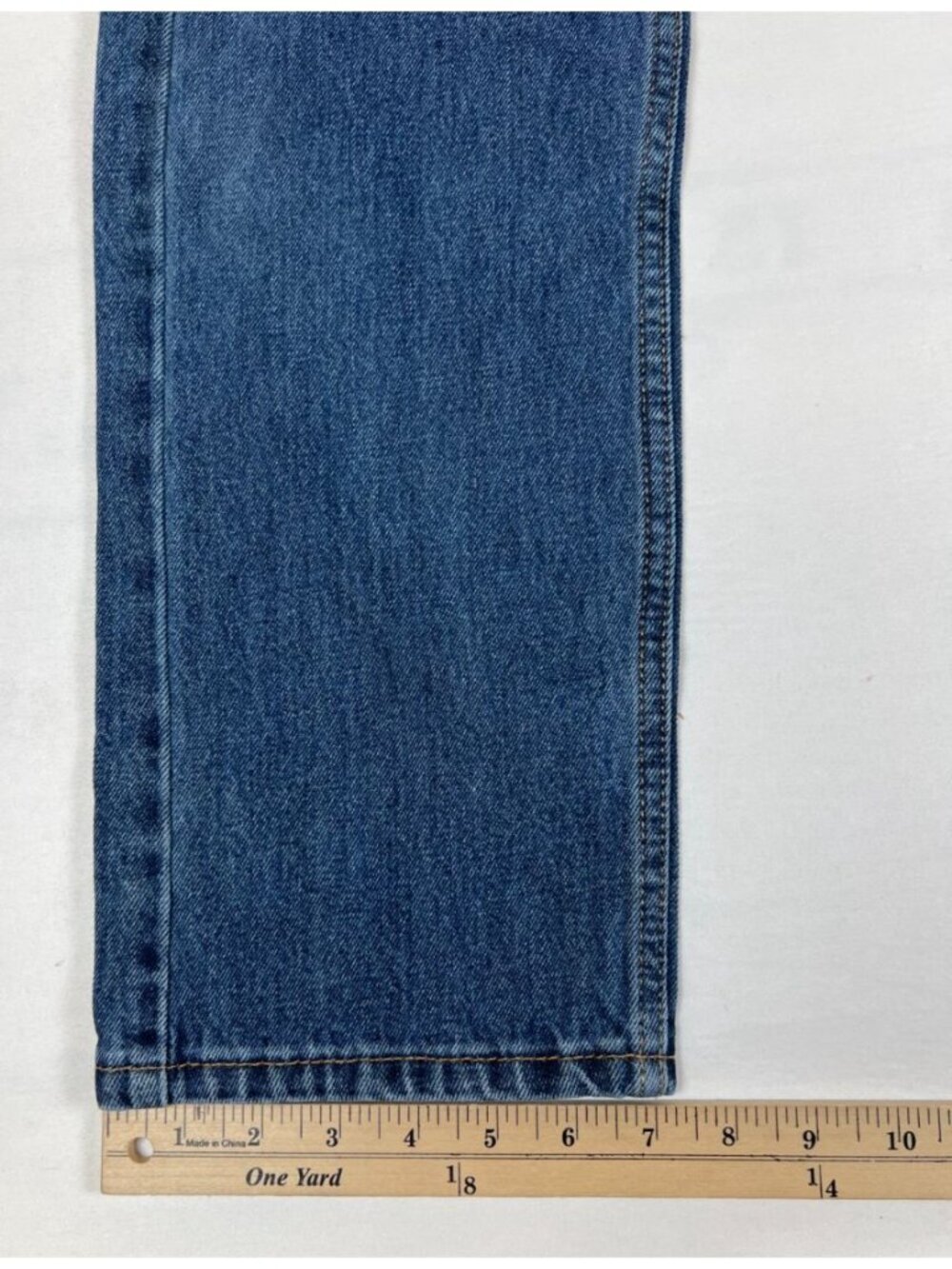 Levi's 505 Men's 29x30 Blue Denim Jeans Straight Leg Regular Fit - Picture 6 of 8